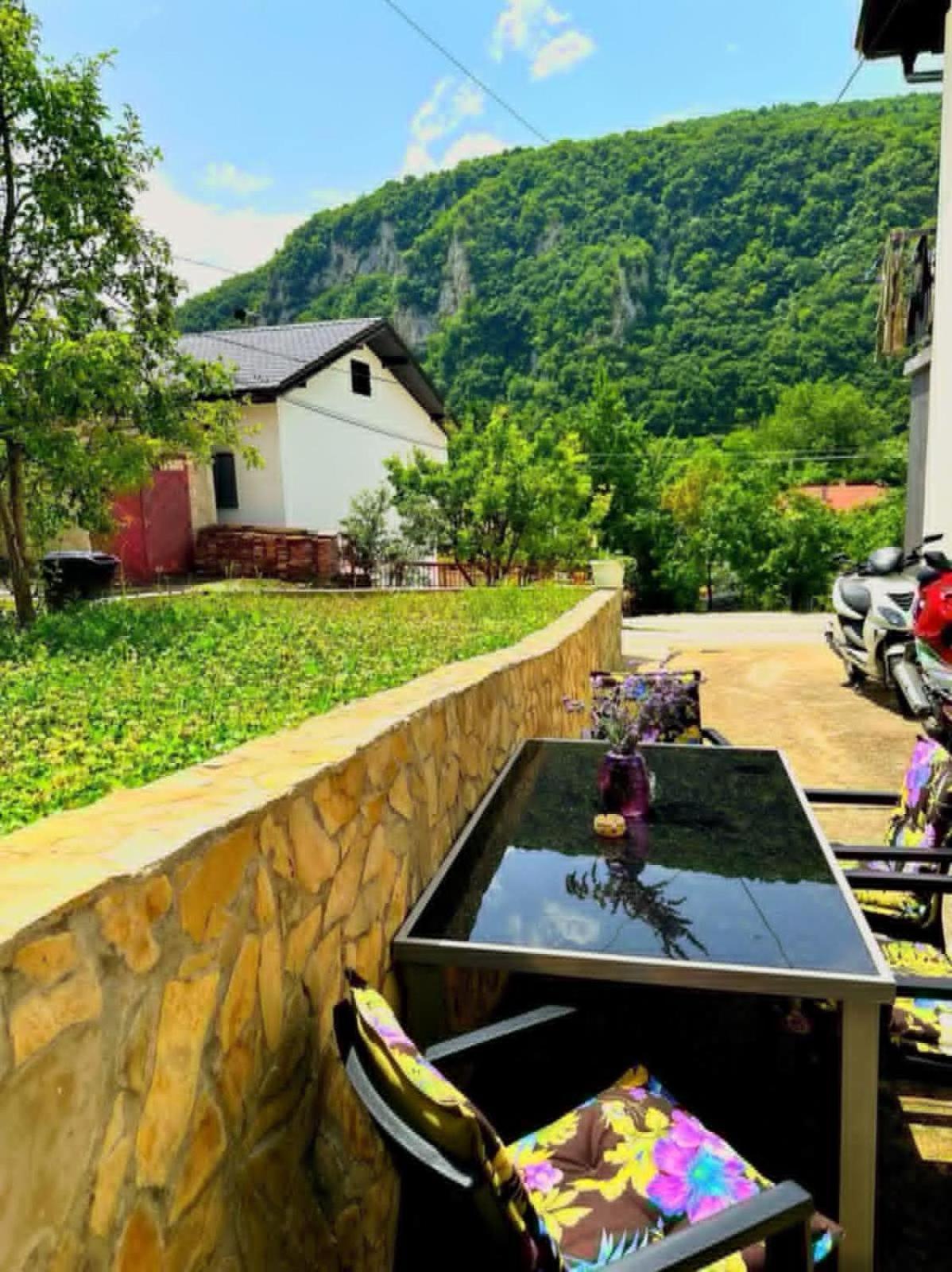 Apartman Eden Jajca Kültér fotó